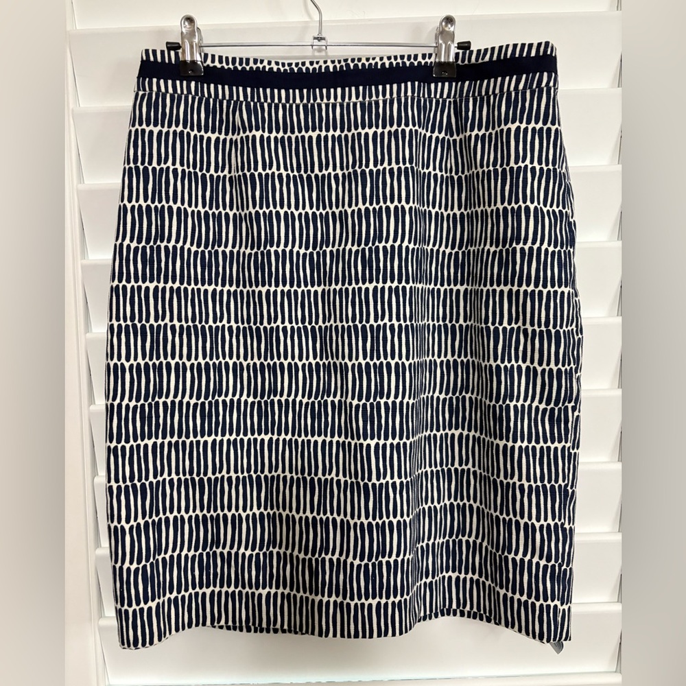 Boden Modern Straight Navy Pencil Skirt